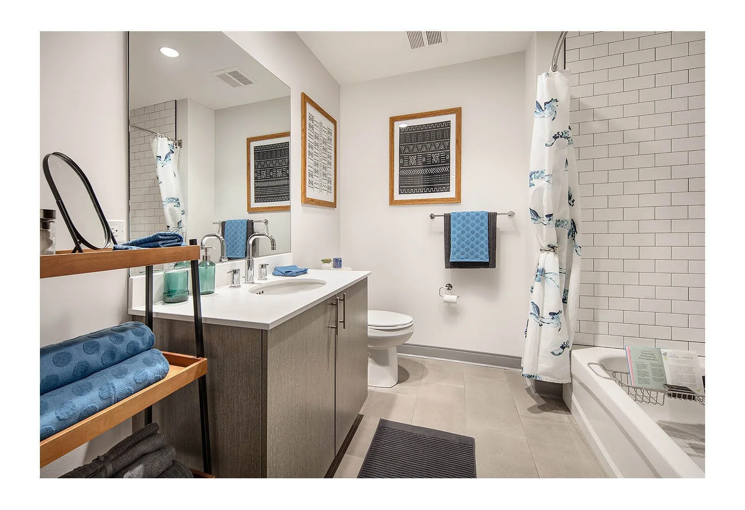 Wrigleyville Lofts
