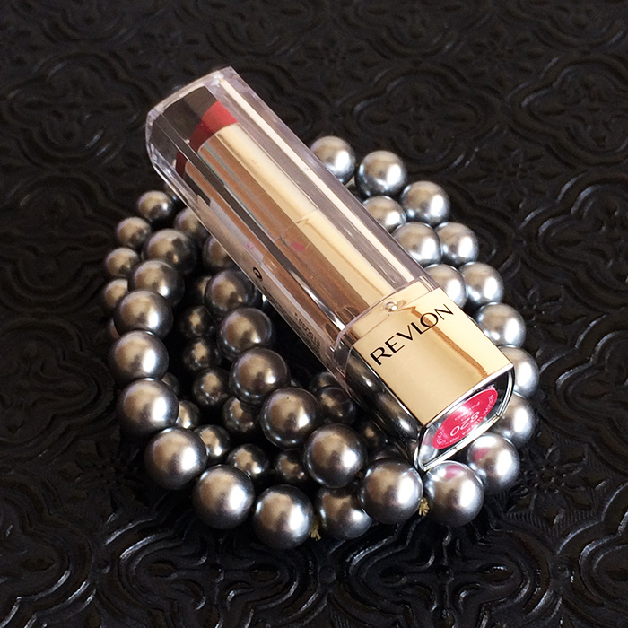 Revlon Ultra HD Lipstick In 'HD Petunia'
