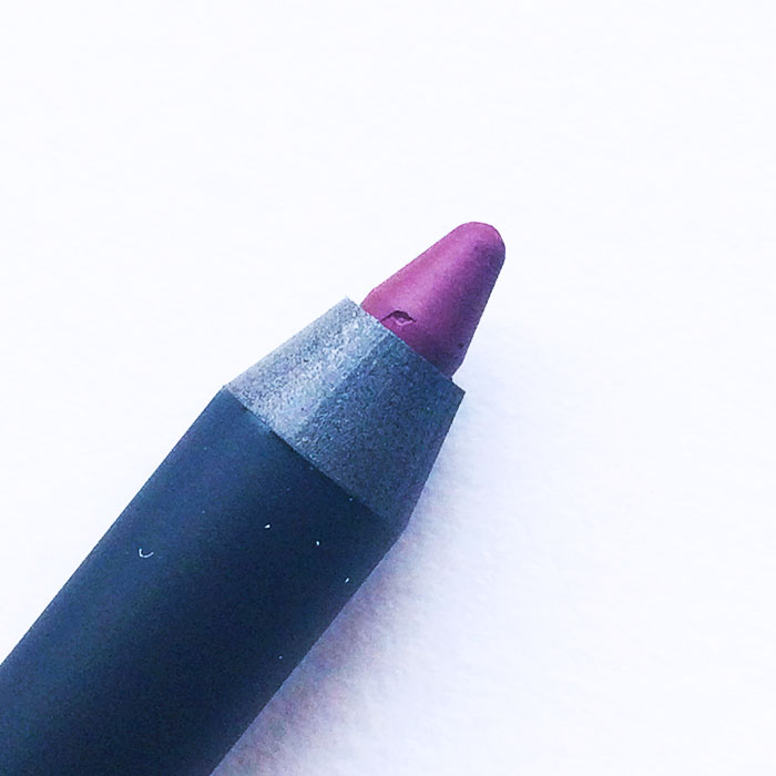 Huda Beauty Lip Contour Matte Pencil In ‘Famous’