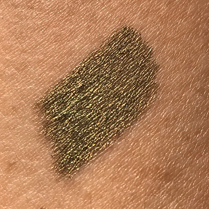 L’Oreal Color Riche Le Stylo Smoky Eye Shadow In ‘Glamour Khaki’
