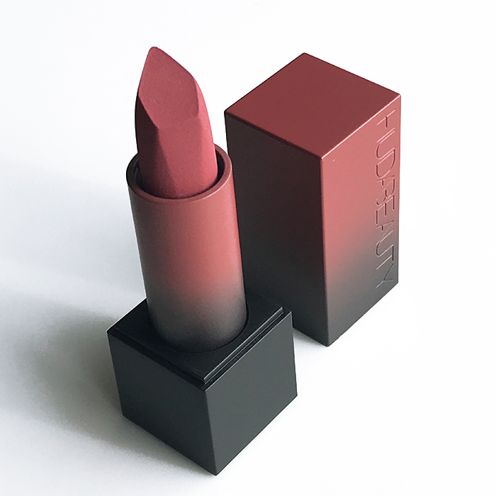 Review: Huda Beauty Power Bullet Matte Lipstick In 'Third Date' — Glossip  Girl