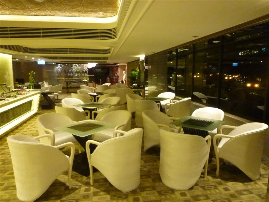 P1070626 (Large).JPG