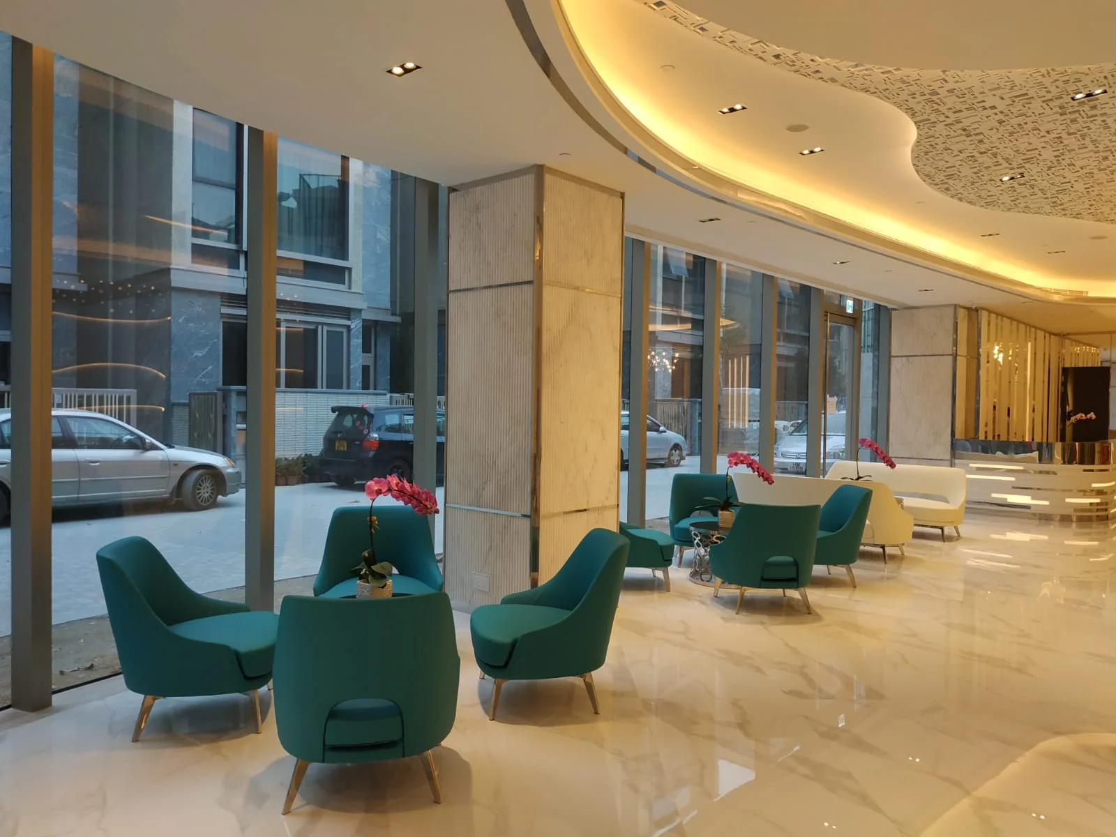 WhatsApp Image 2018-11-27 at 18.15.39.jpeg