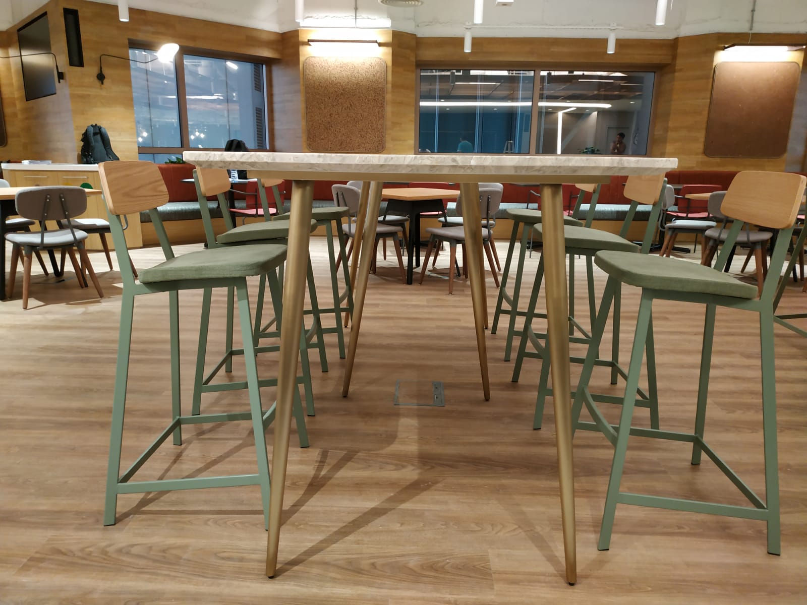 NEWS — eplus furniture