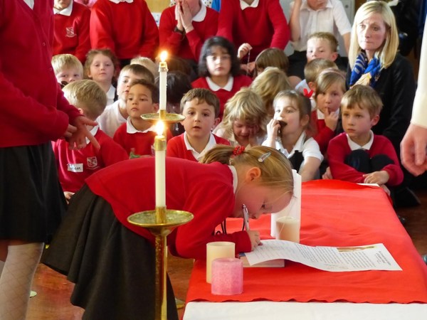 Photo: Pupils signing The Covenant