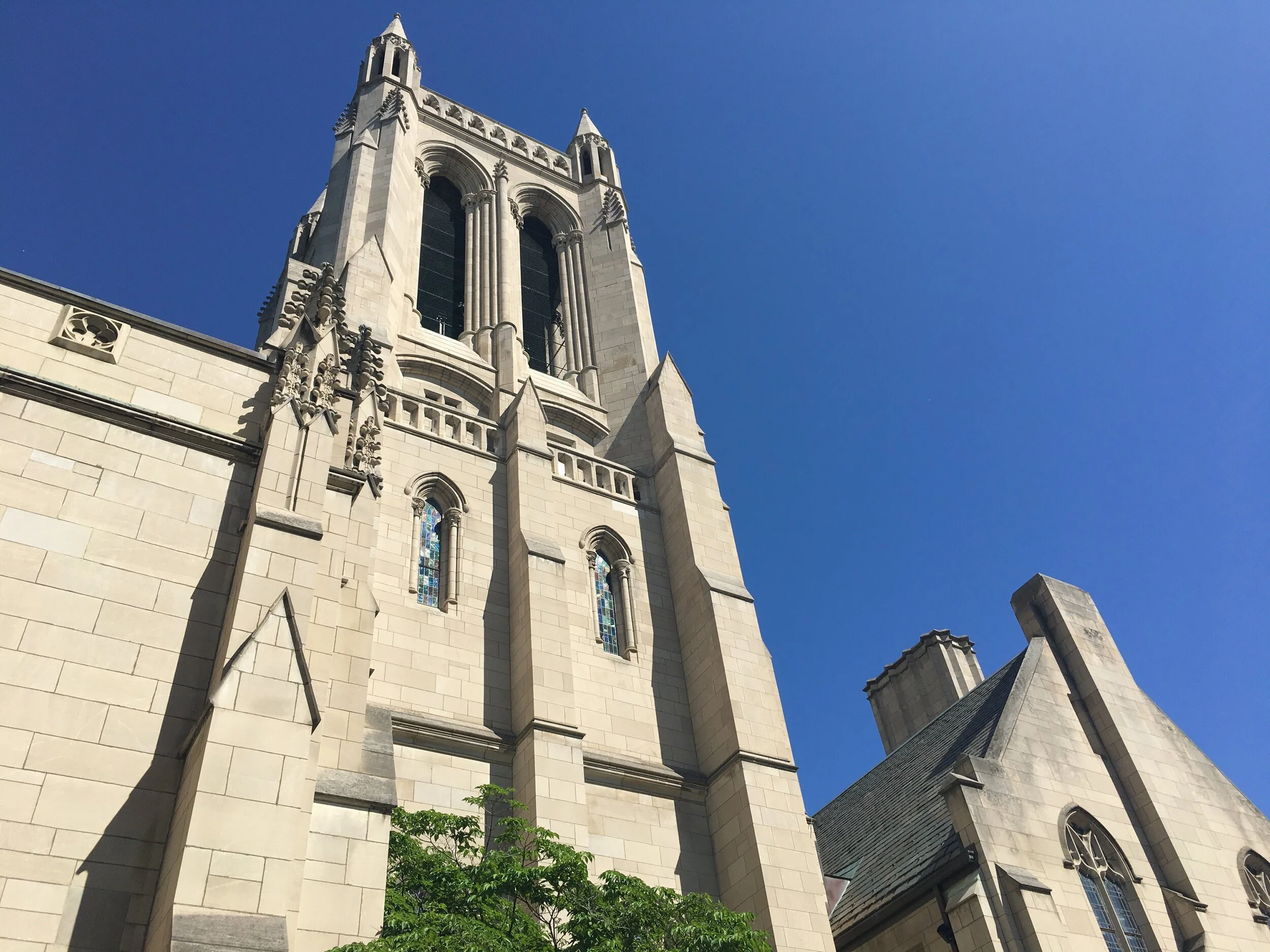 Sunday Afternoon Concert by George Leggiero with Keiran Cantilina