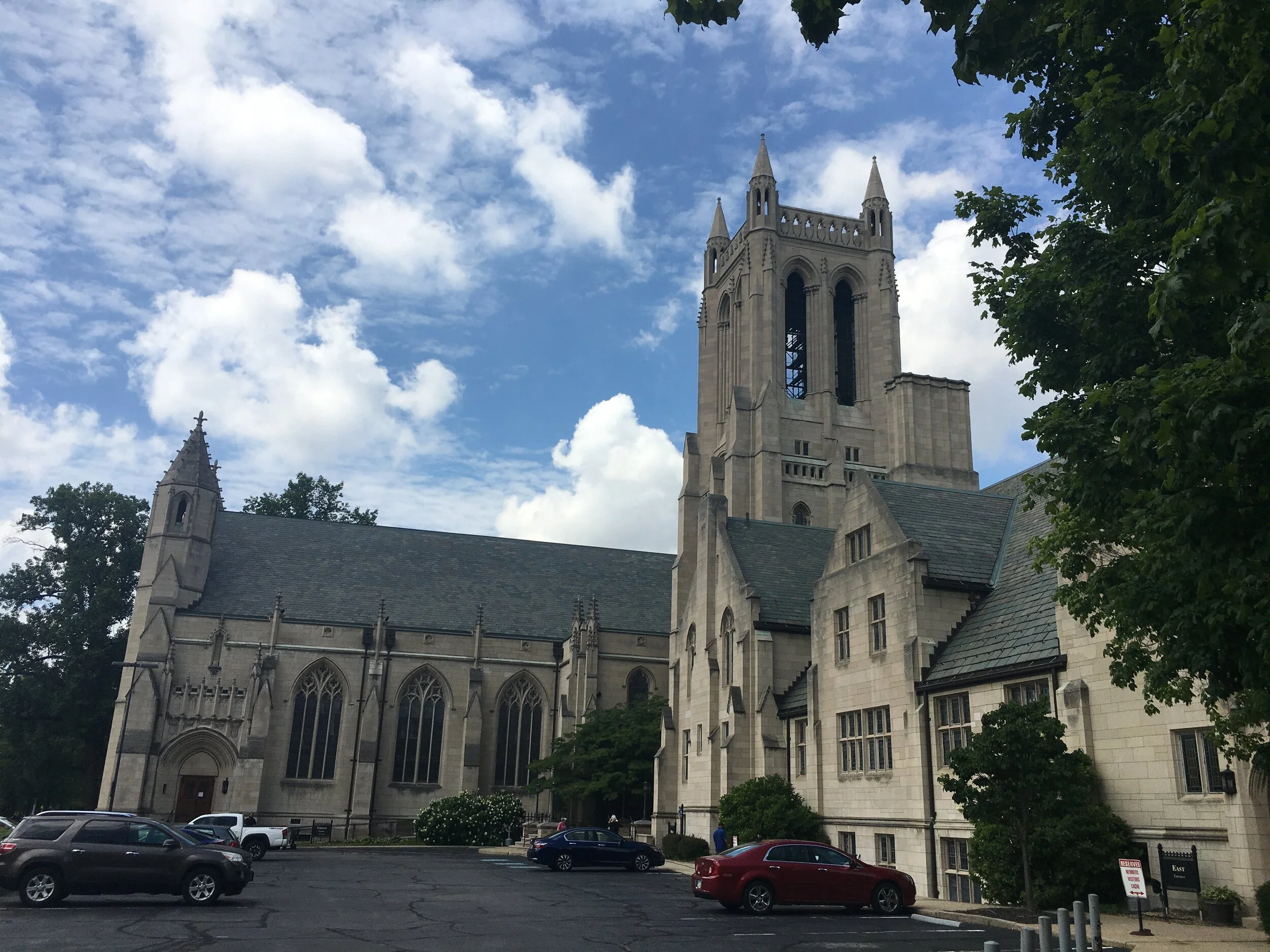 Lunchtime Drive-in Carillon Concert