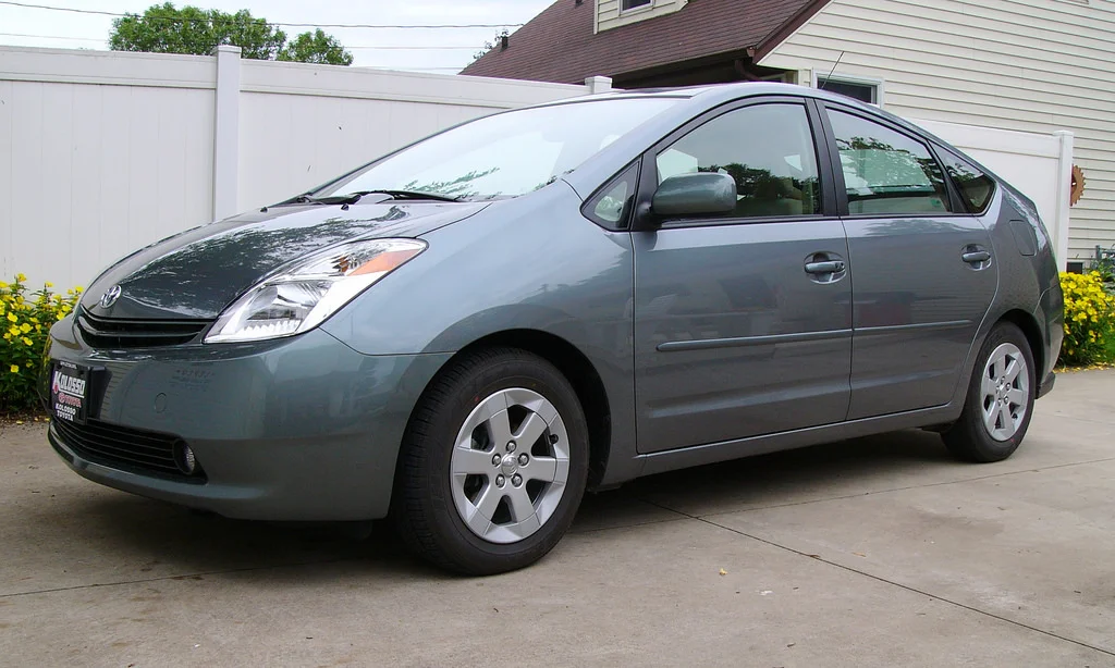 The Most Iconic Car of the 2000s: Toyota Prius