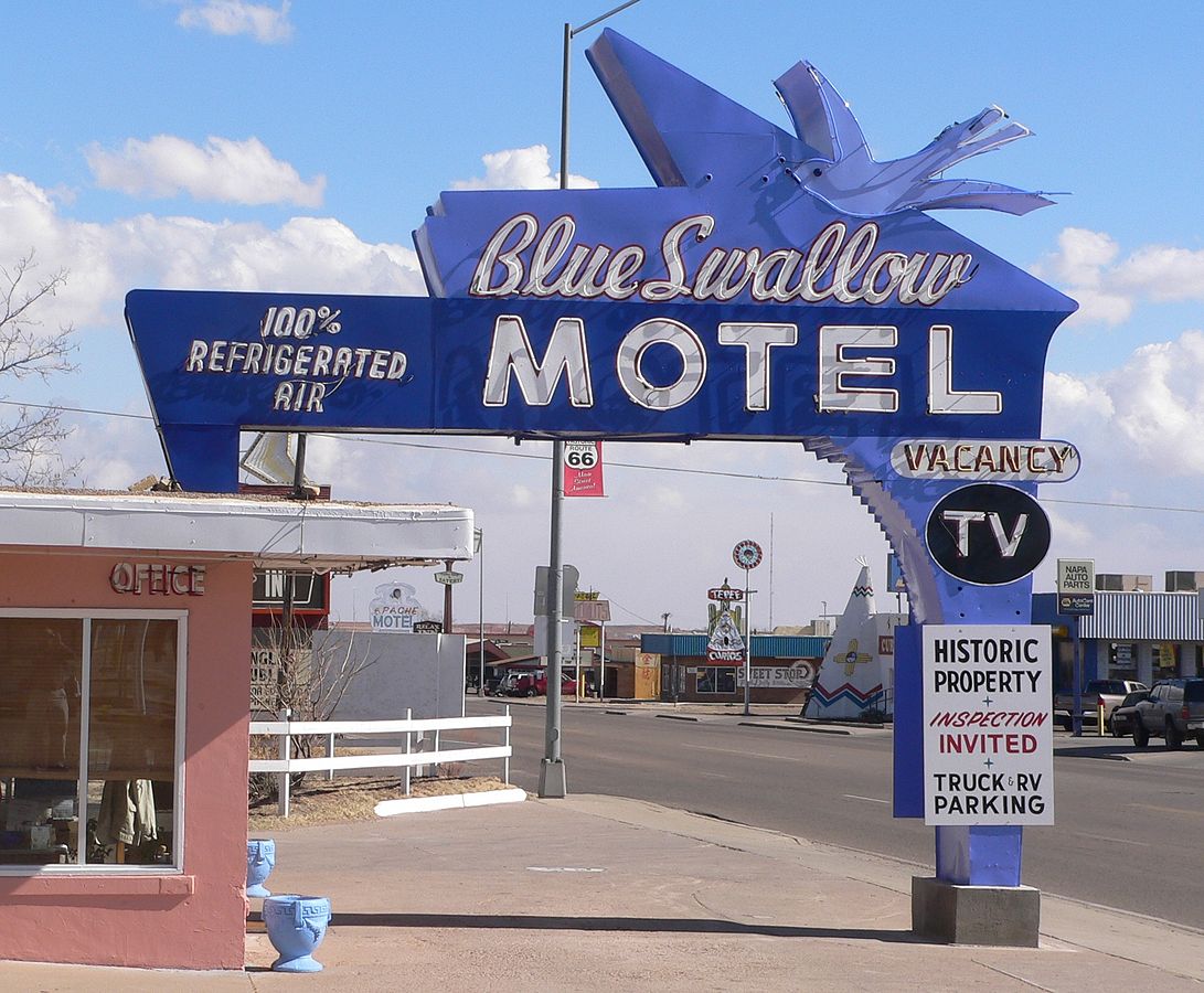 Blue Swallow Motel: Tucumcari, New Mexico