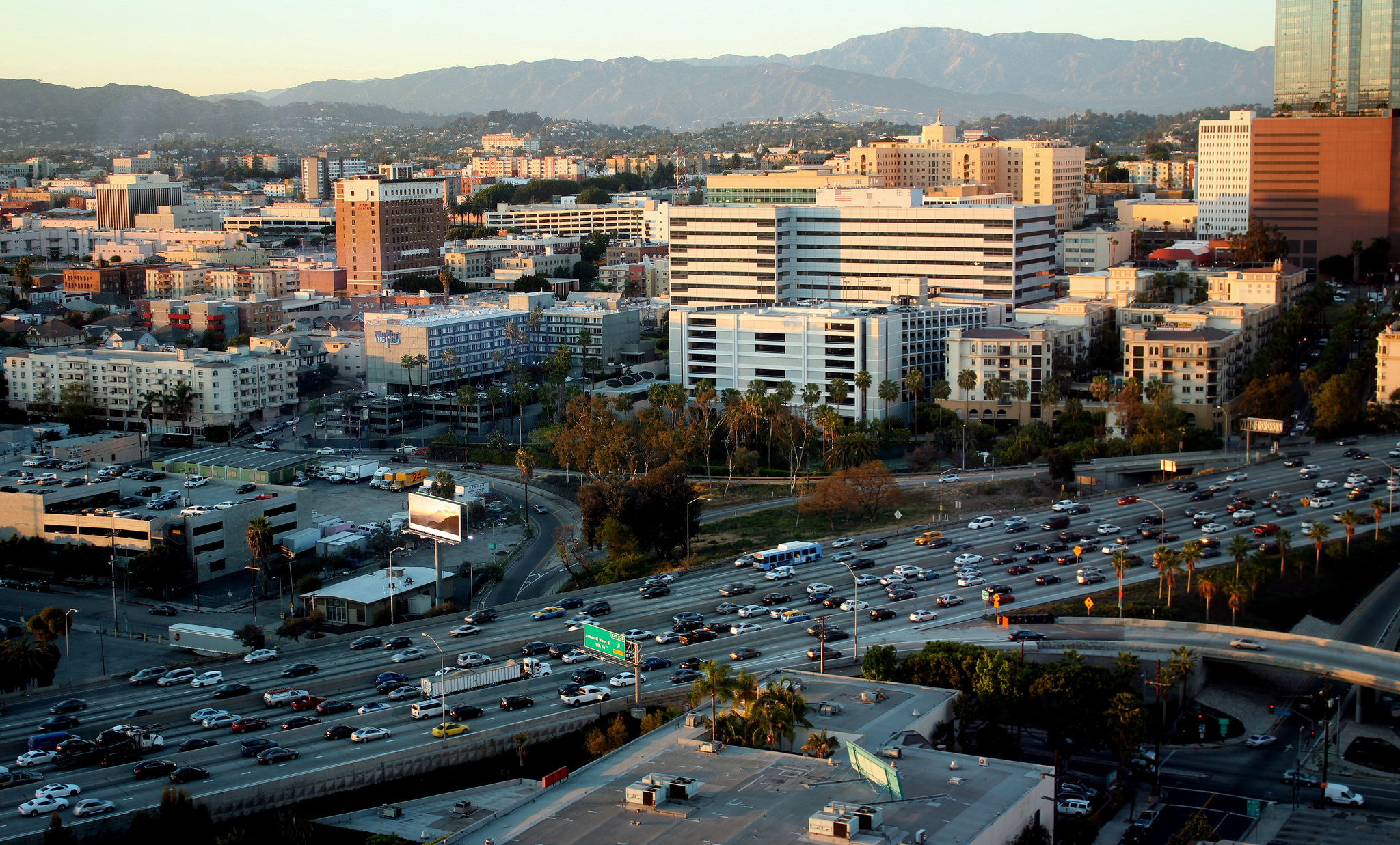 8. Los Angeles, CA