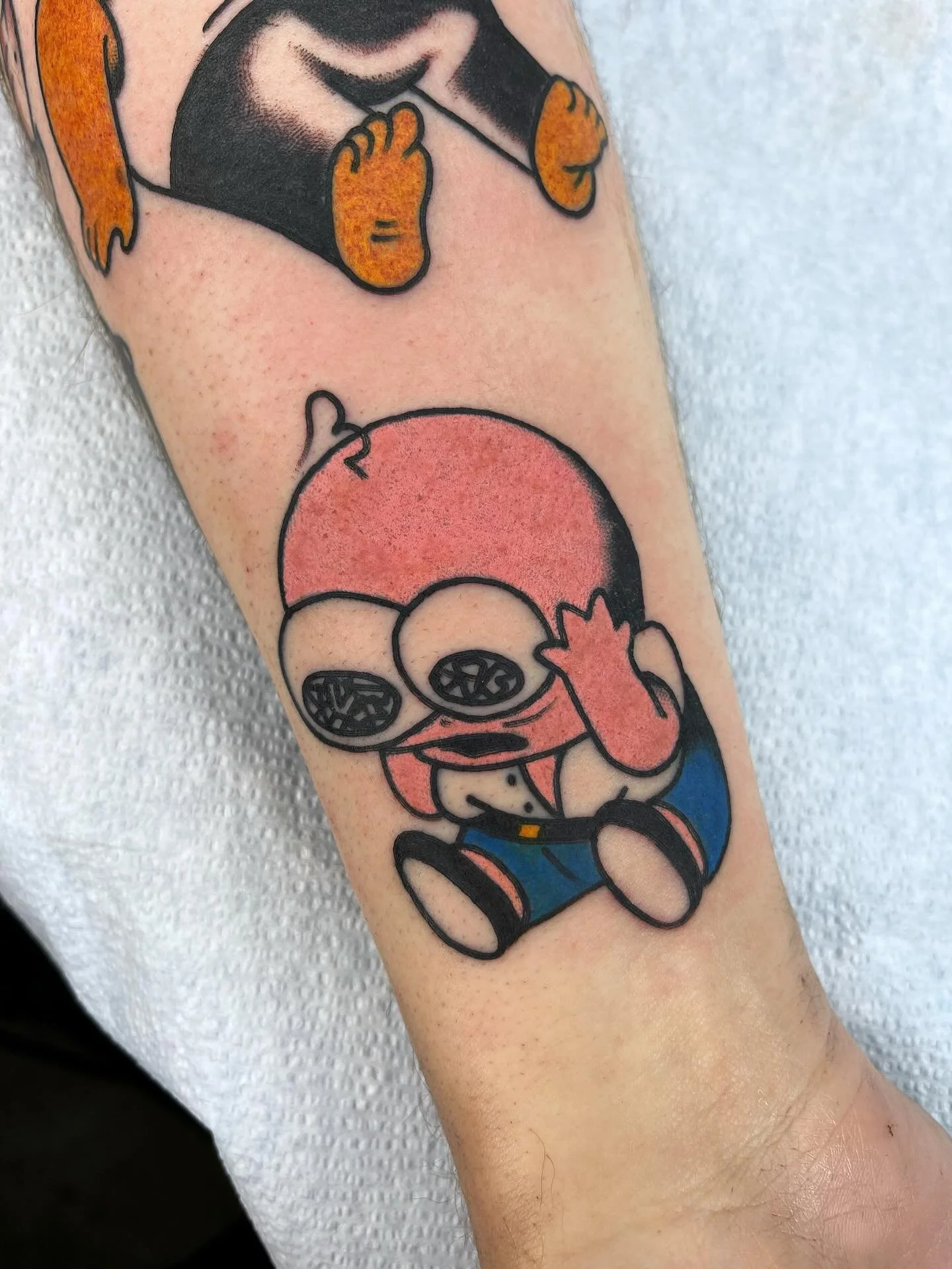 Smiling friends Cams ✨🫒
.
.
.
#tattoo #smilingfriends
@adultswim