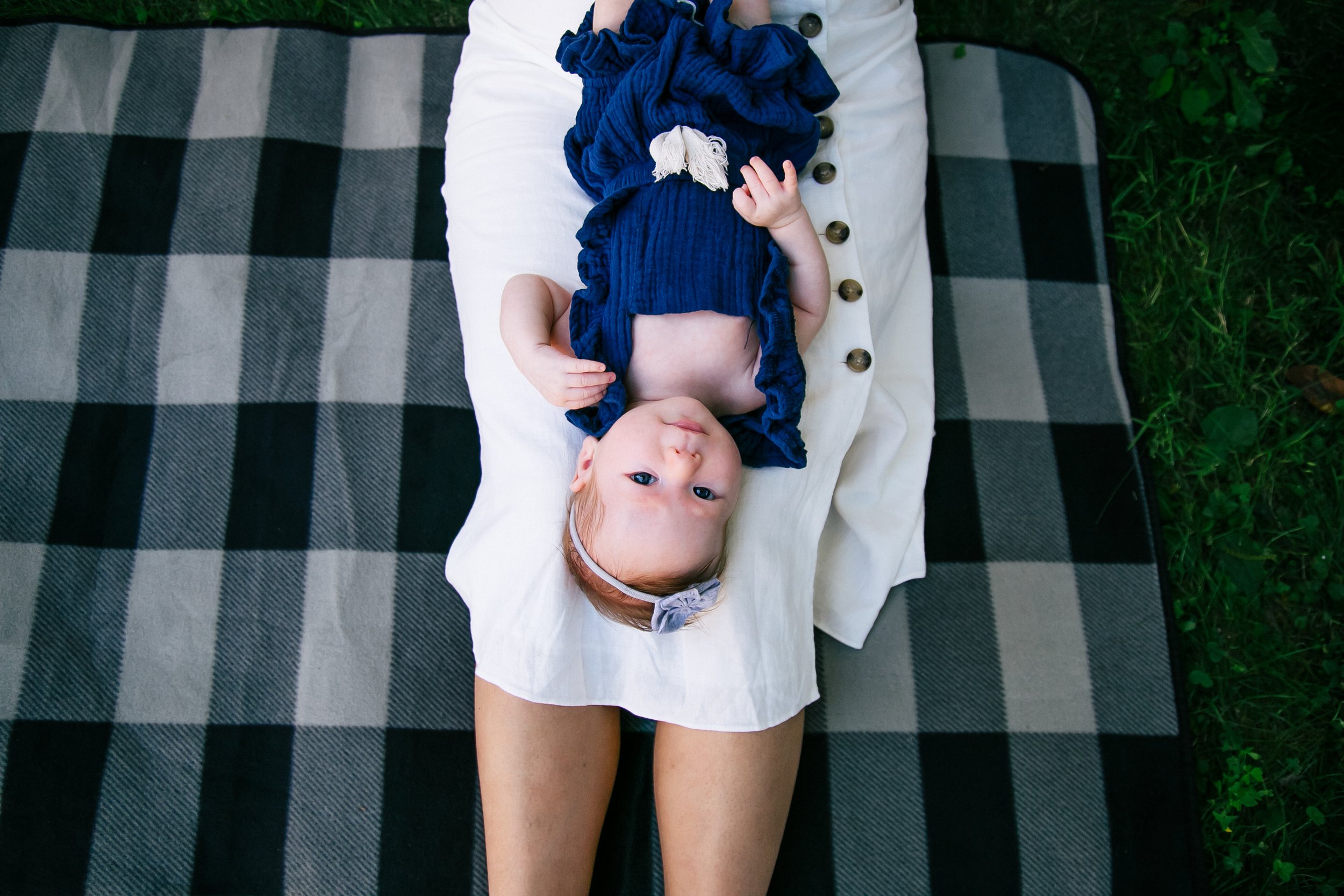 Outdoor Summer Newborn Photographer in Maplewood, NJ