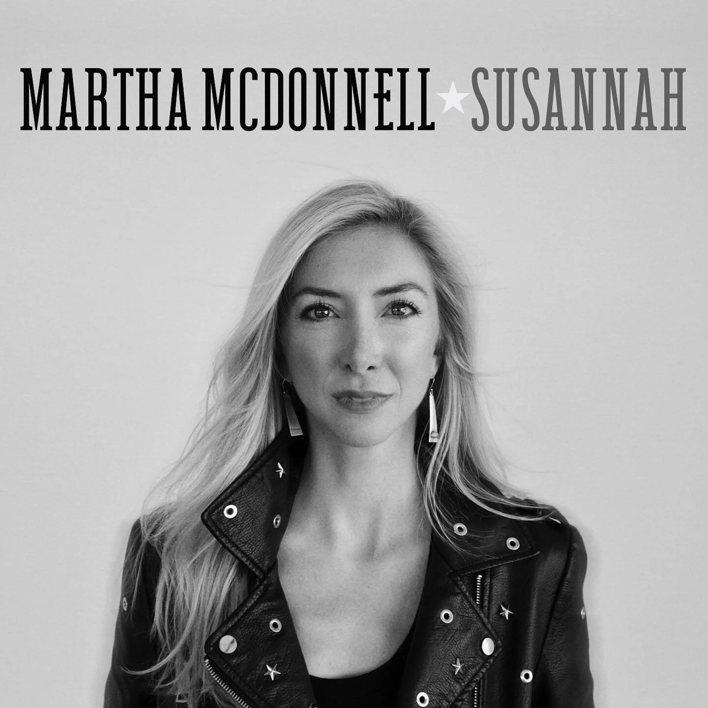 It&rsquo;s out! Susannah, the first single from my upcoming EP. If you like banjos and a healthy dose of feminism, this one&rsquo;s for you. Listen on Spotify and other streaming services. Link in bio. 
📷: @shervinfoto