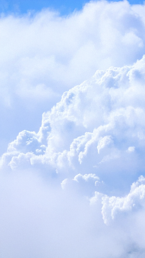 Cloud Couch styleframe 3