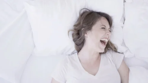 Codi Cloud Pillow Commercial styleframe 2