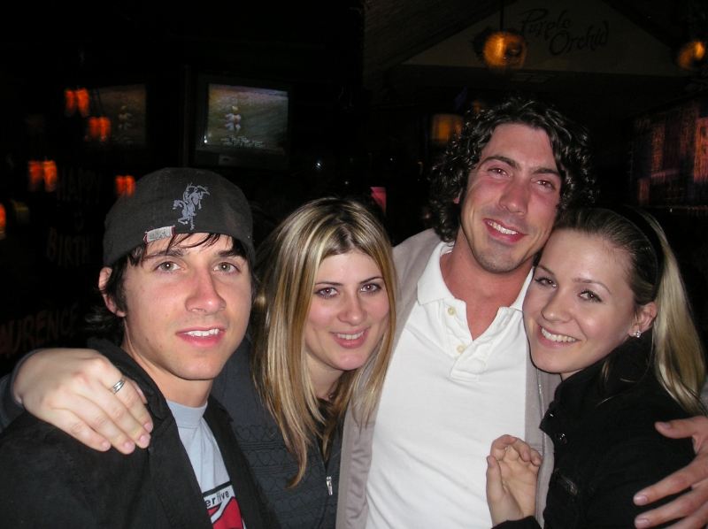 Oh snap. What is even happening in this pic? Feb 25, 2007 ladies and gents. HAHAHA.