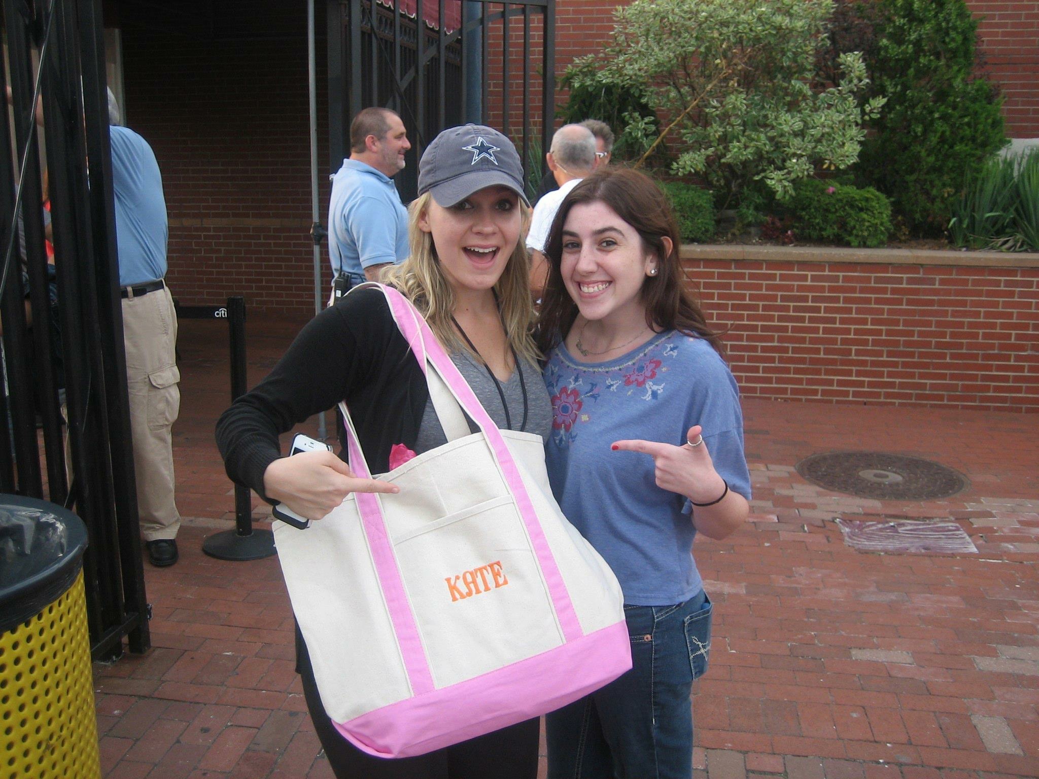 We still use these bags daily. LOVE. #pampambambam #pamcakes #thebest