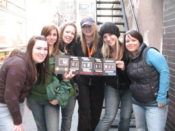 Is today Thursday, cause this is a THROWBACK!