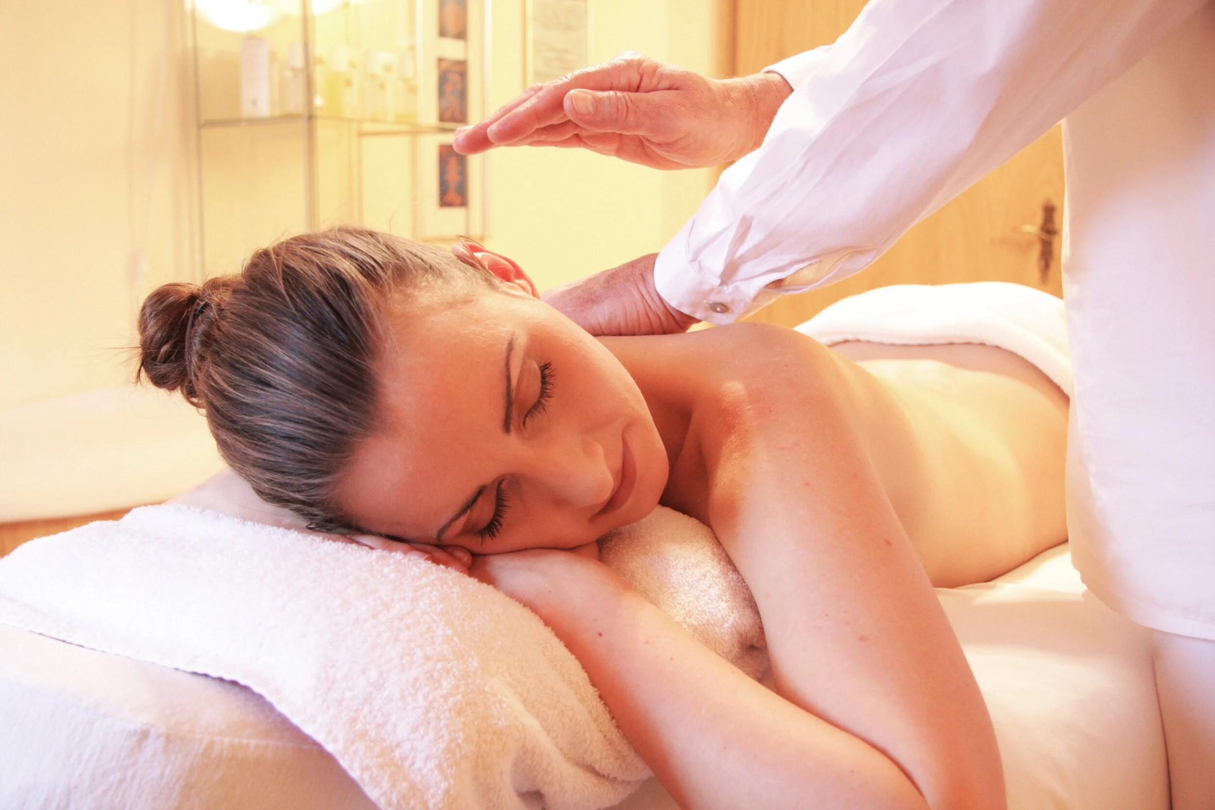 woman-relaxing-relax-spa-56884.jpg