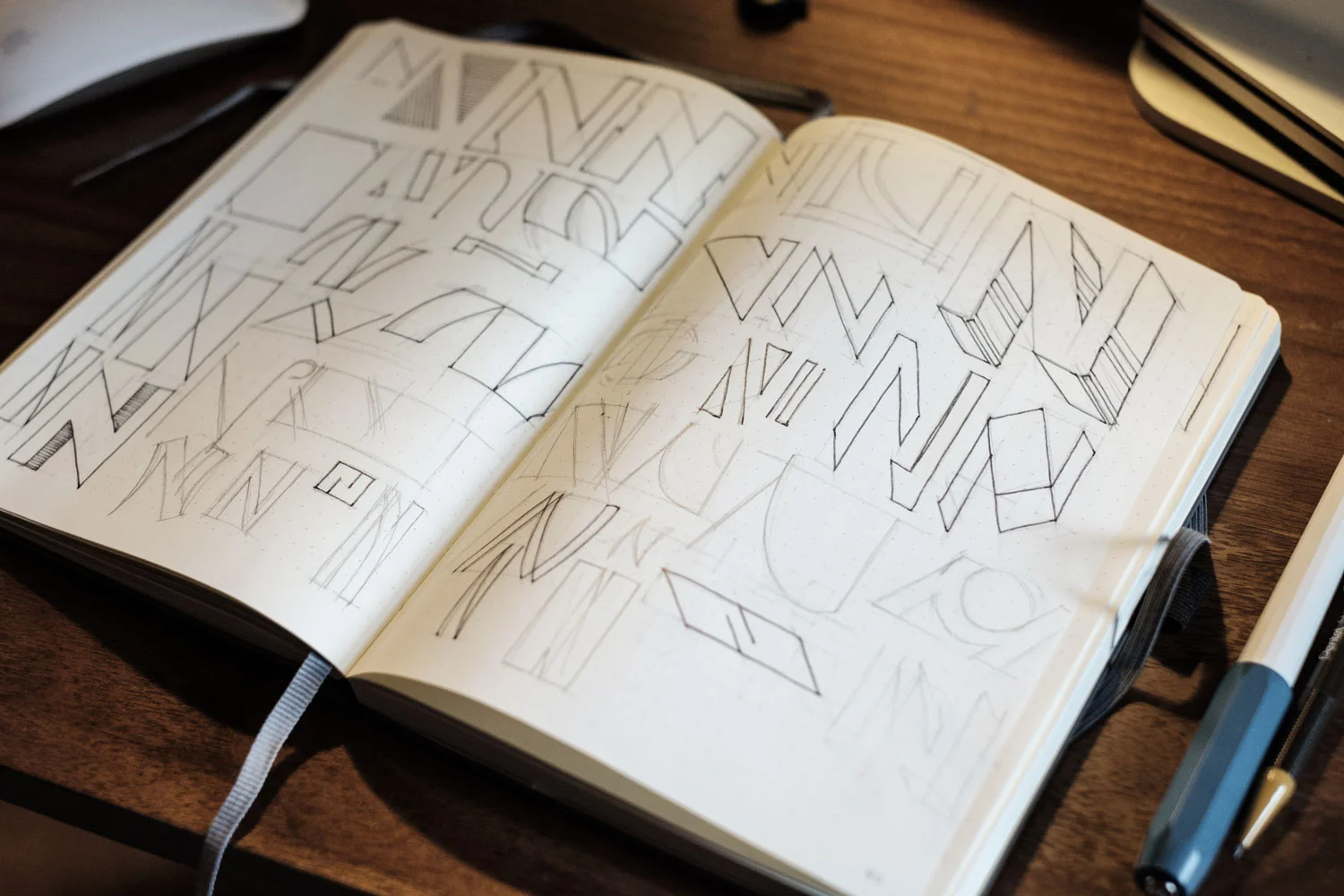 Sketchbook Type : uppercase N