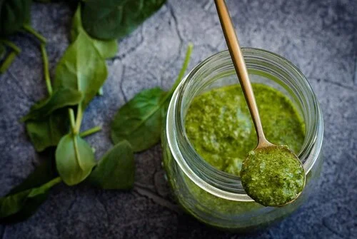 pesto-4145935__480.jpg