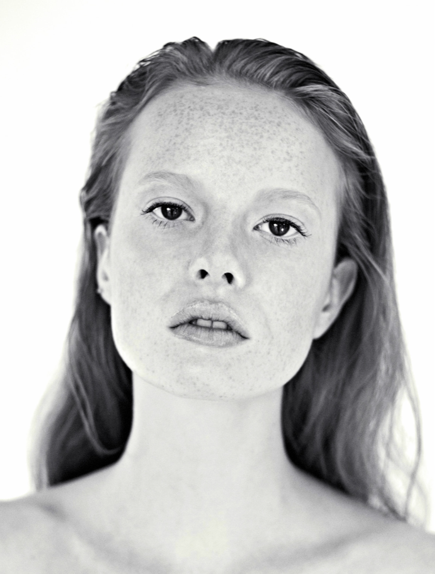 Amy Barton_Fashion_Beauty_Portrait_Photographer_London_Global_020.png