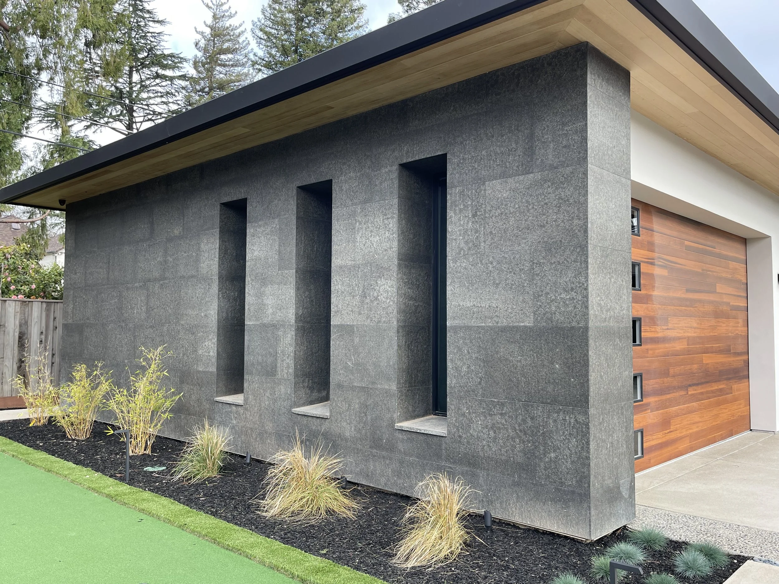 KO Black Basalt 604.jpeg