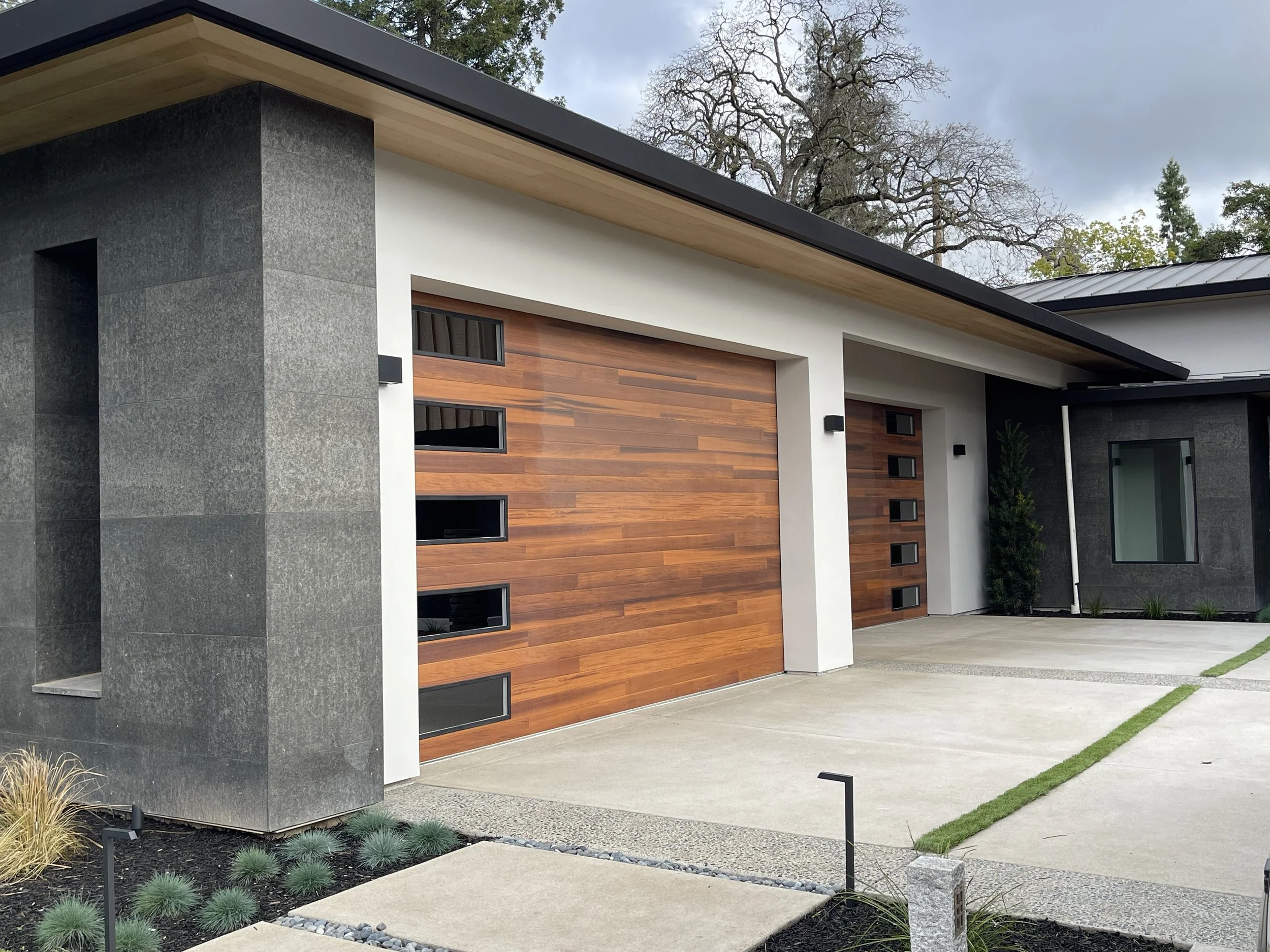 KO Black Basalt 2602.jpeg