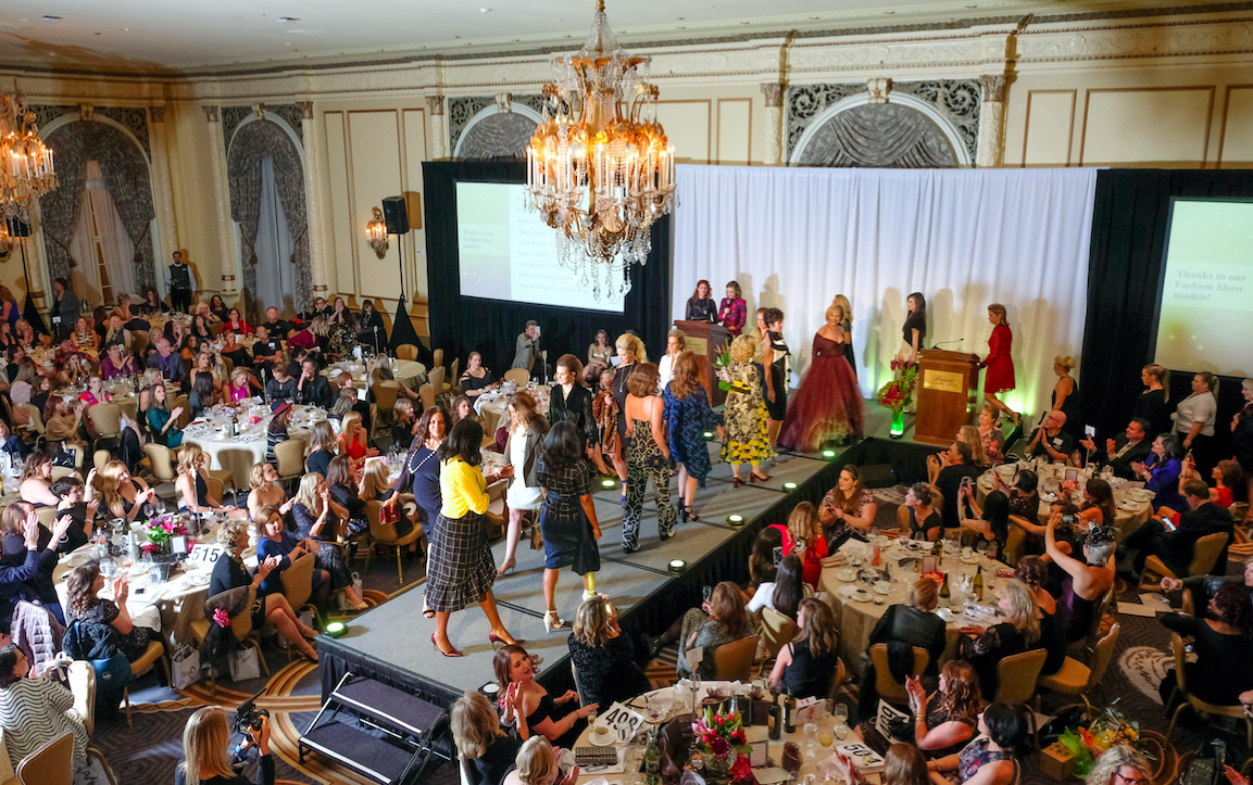 Wine+Women+&+Shoes+Seattle+Runway+Show-2.png