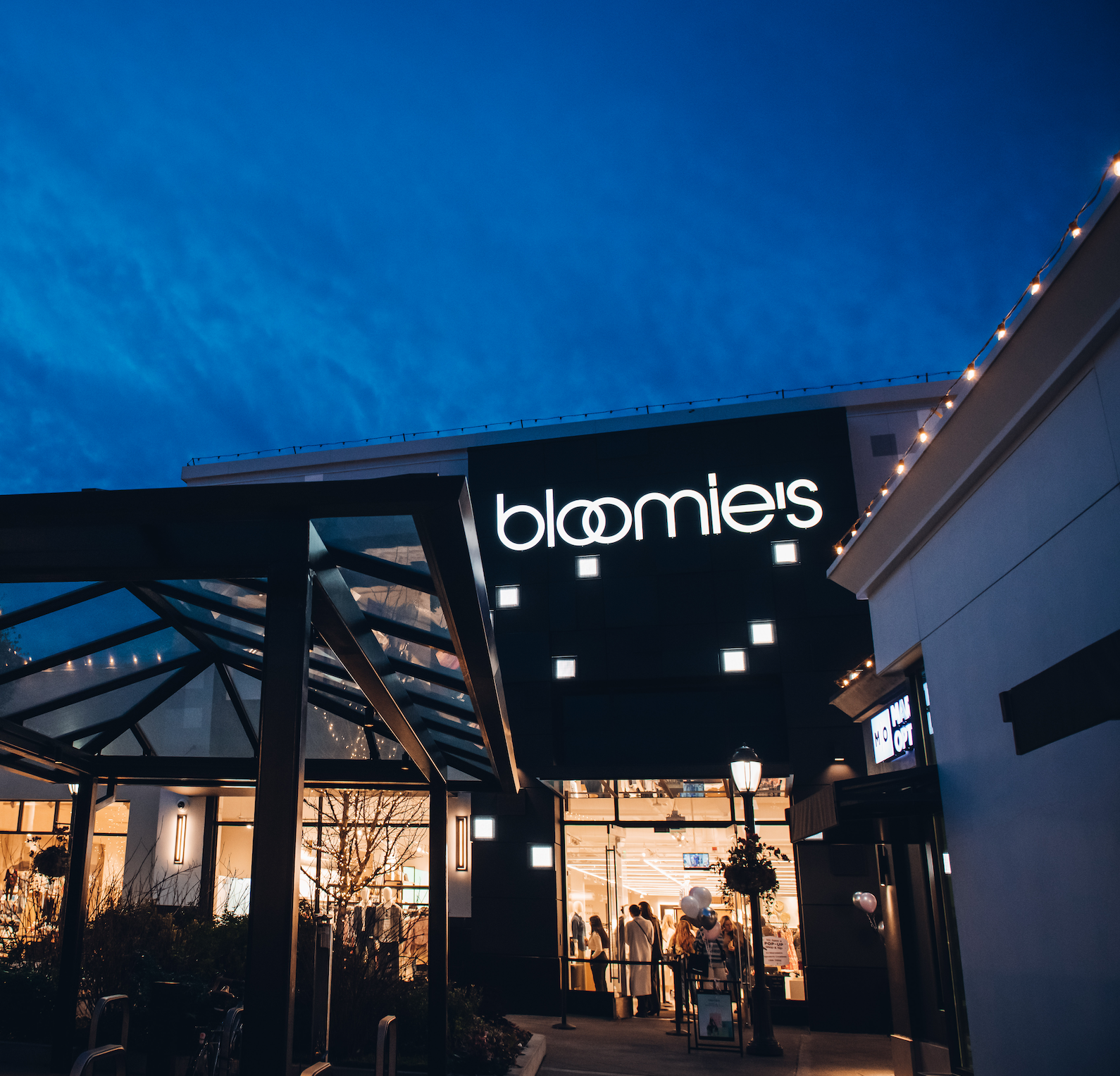 Fashion Calendar: Bloomie's Announces Treasured Holiday Event 