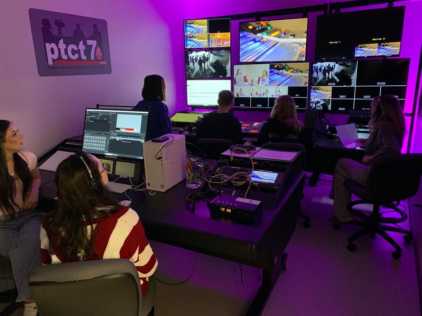 Media Broadcast students introduced the Media I students to the control room and studio the past several days.  Current and future volunteers working together! #ptct7