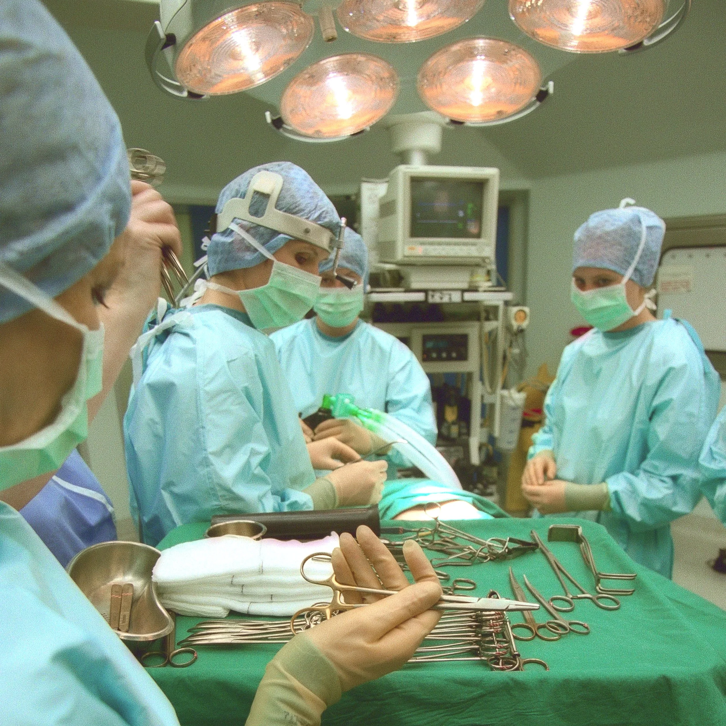 Chronic Pain and Complications Common After Outpatient Surgery