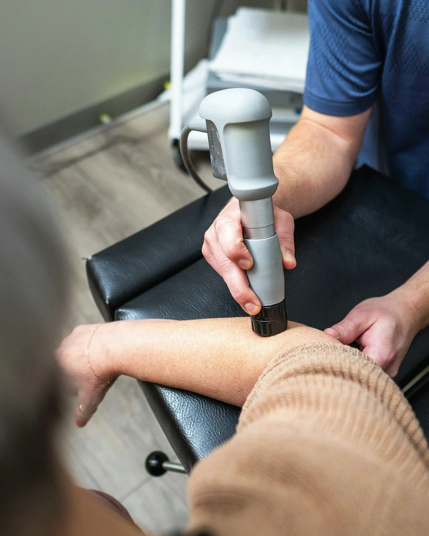 Can Old Injuries Be Shocked Into Feeling Better?