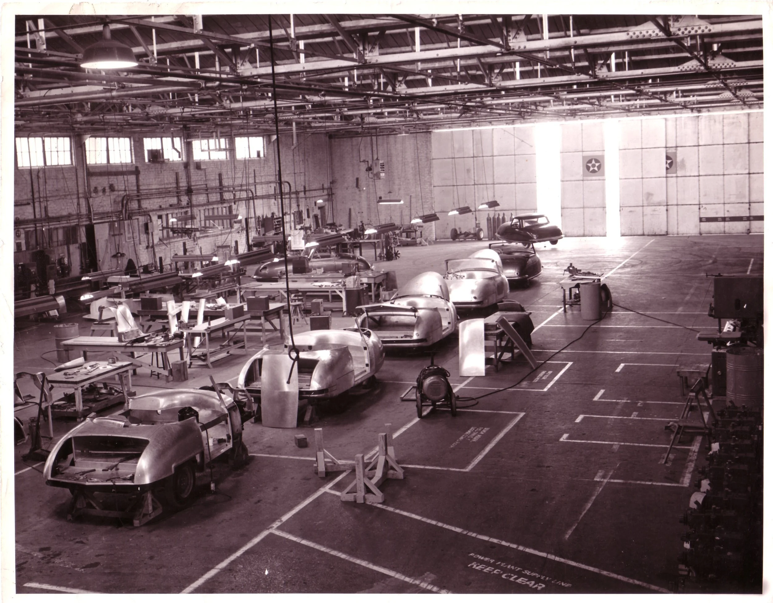 Davis.1948.factory interior.jpg