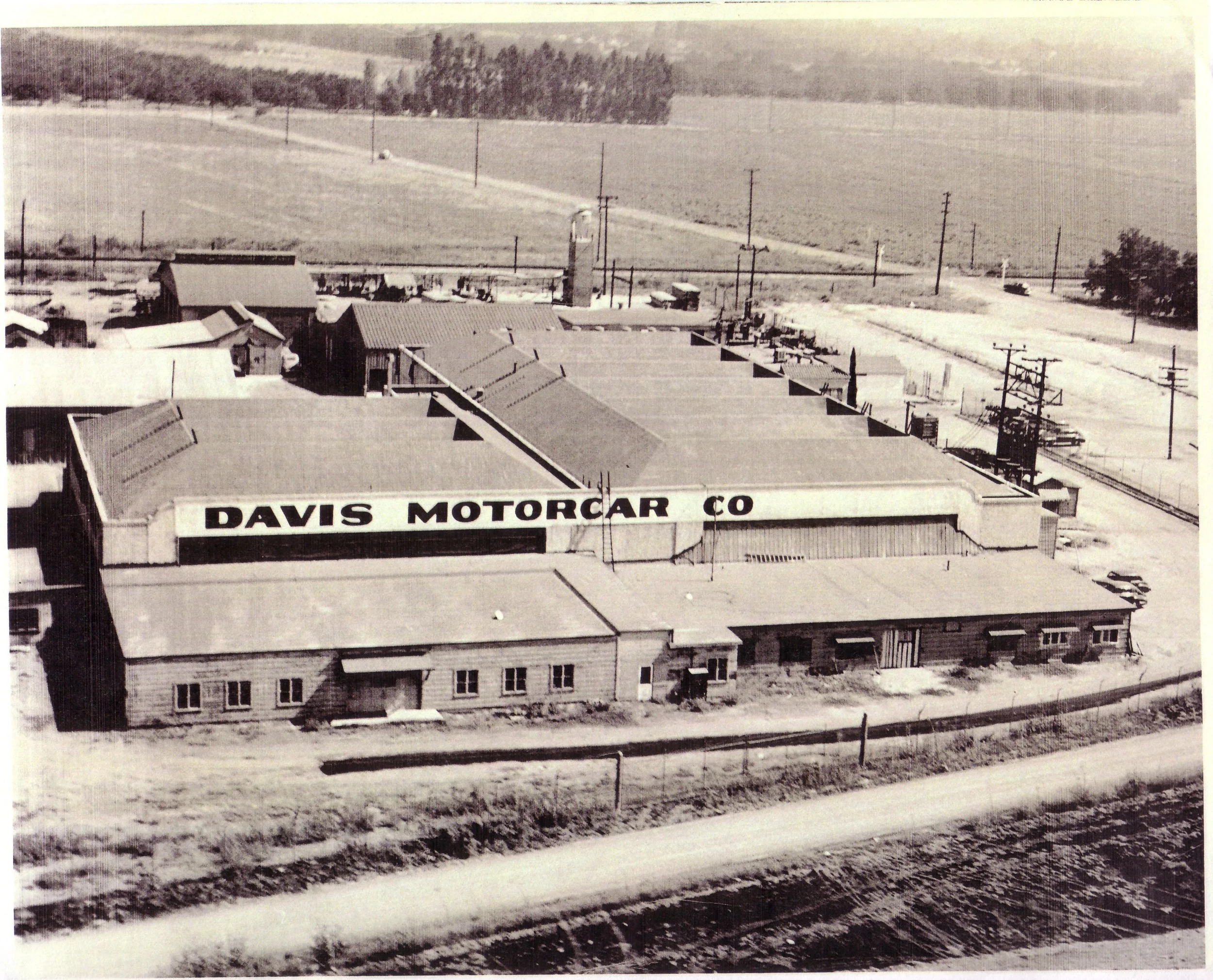 Davis.1948.factory aerial.jpg