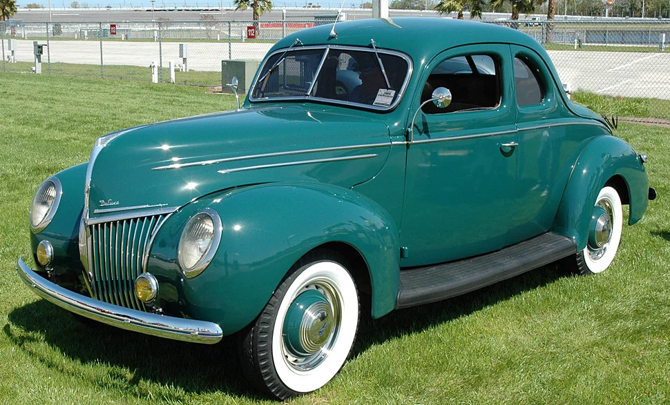 1939 Ford DeLuxe