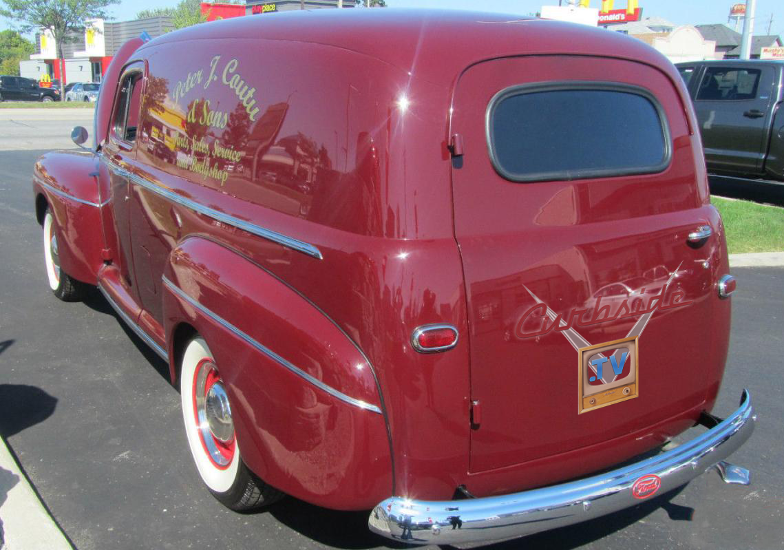 1946 Ford Sedan Delivery.png