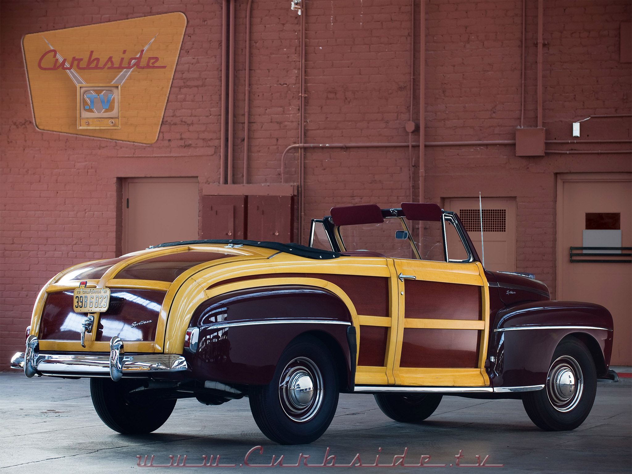 1947 Ford Super Deluxe Sportsman Convertible back.png