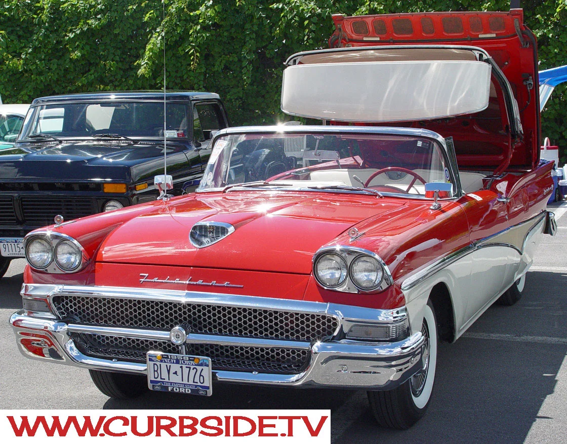 Ford-Fairlane-Convertible-1958.jpg