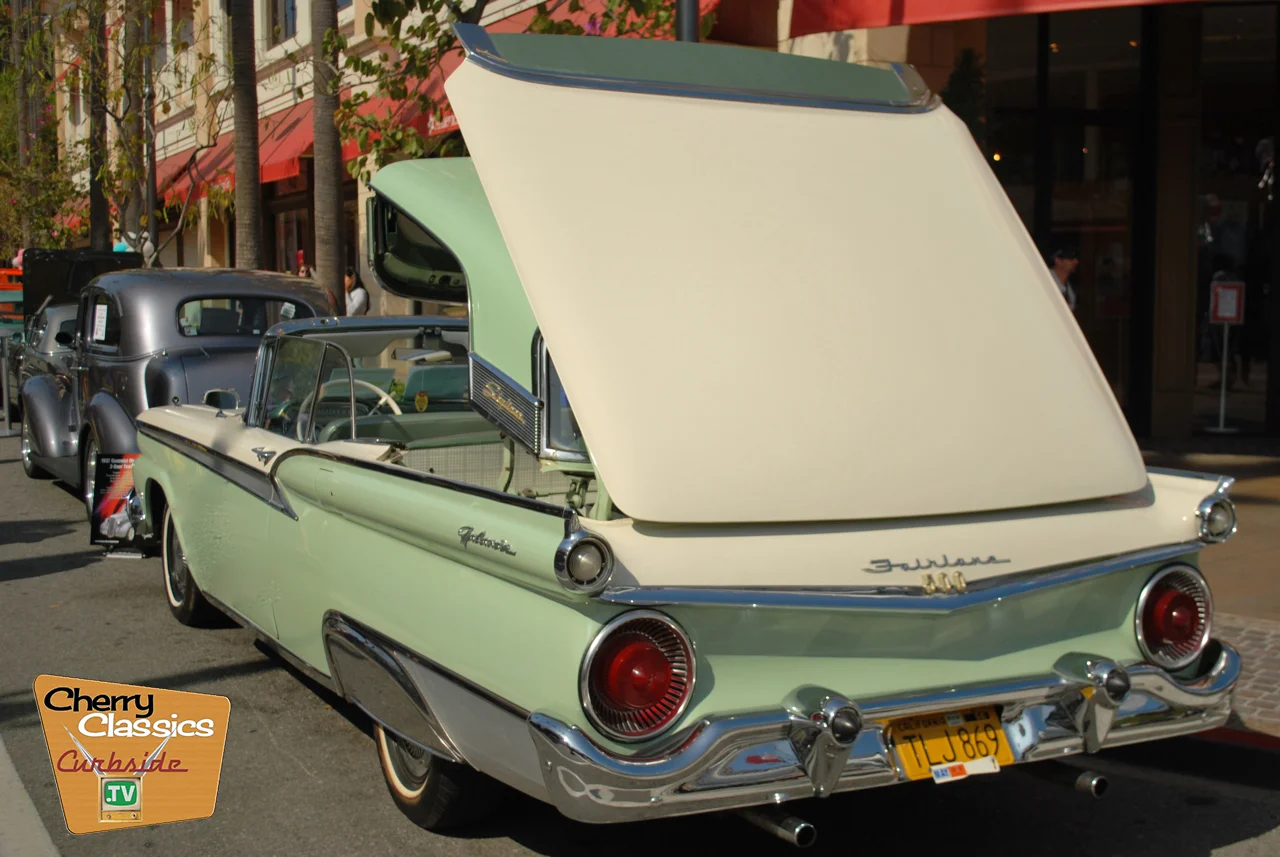 1957 Ford Fairlane 500 Convertible Hardtop