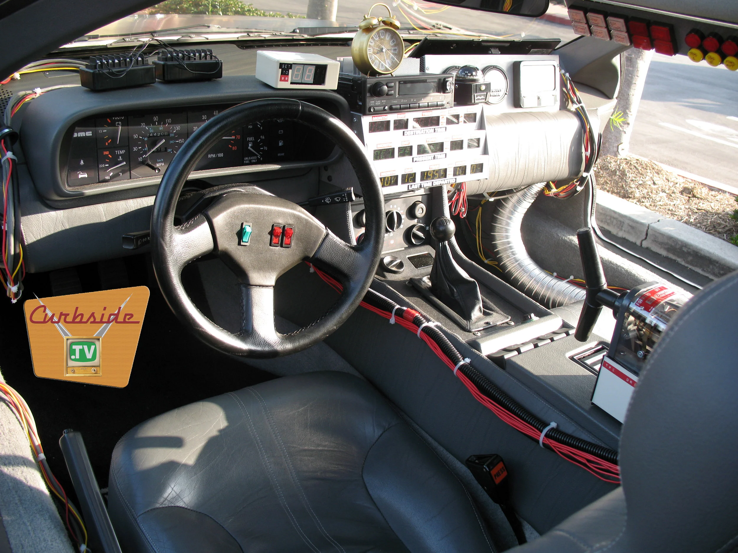 DeLorean DMC-12 time machine