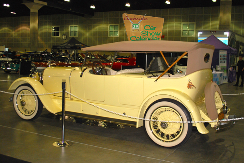 Classic-Car-Show-06.png