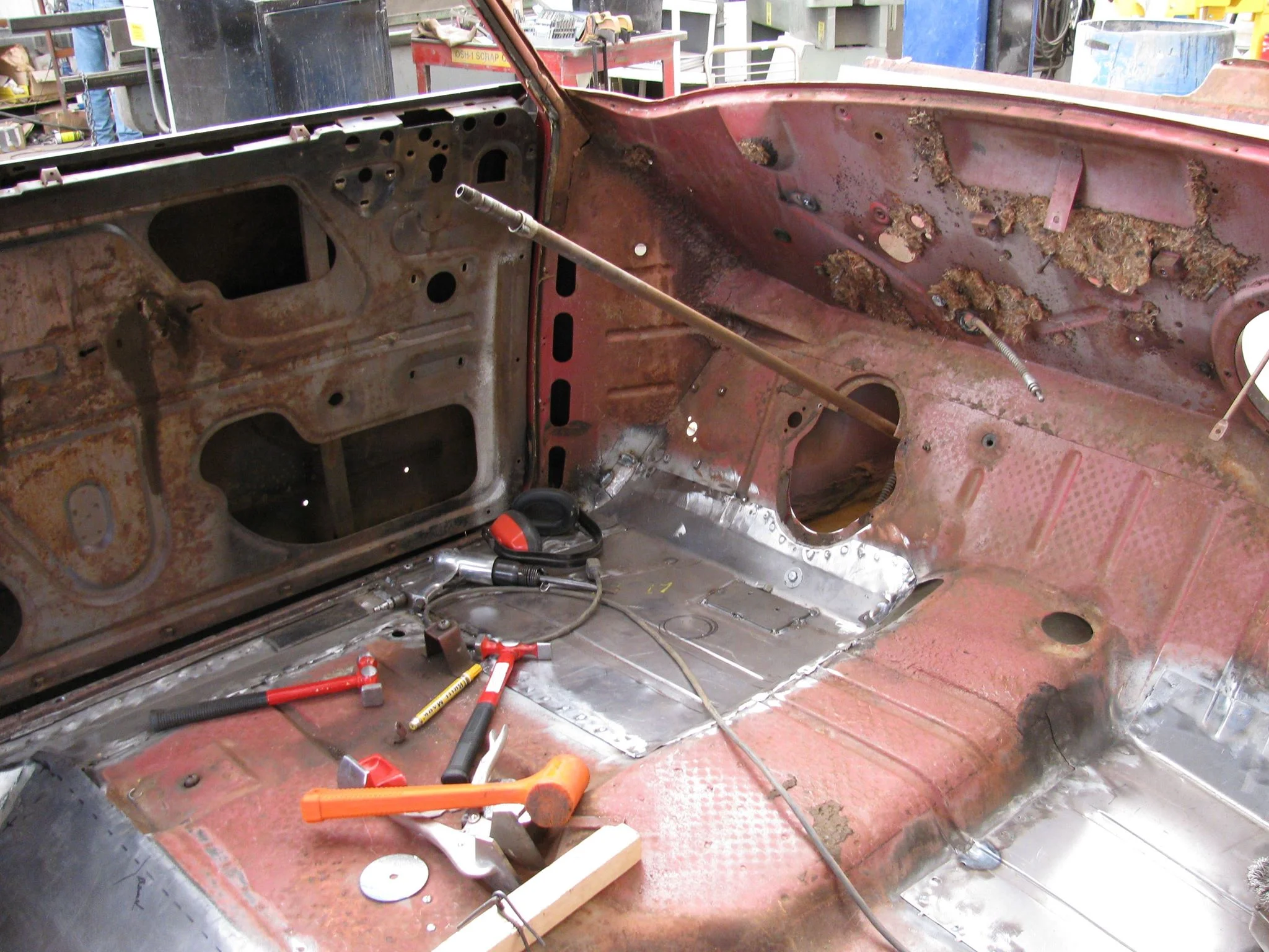 Nash interior bare.jpg