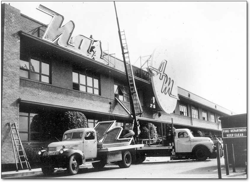 Nash to AMC sign.jpg