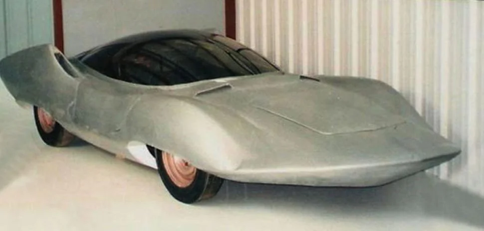  Famed customizer Bill Cushenberry worked with the likes of George Barris, even helping to shape the famed 1960s Batmobile. He was a true design artist himself whose groundbreaking work included the car that got away, the Space Coupe. 50 years after 