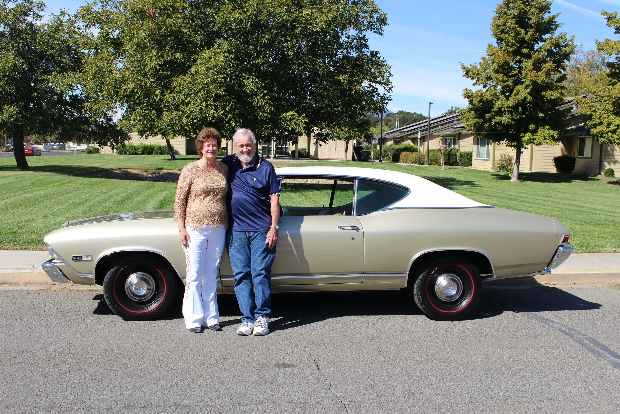 Jack Myers  Linda Bronson.jpg