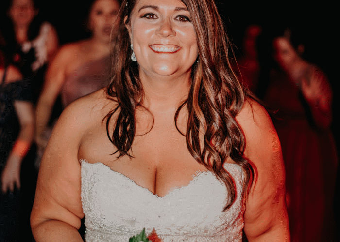 bouquet toss.gif