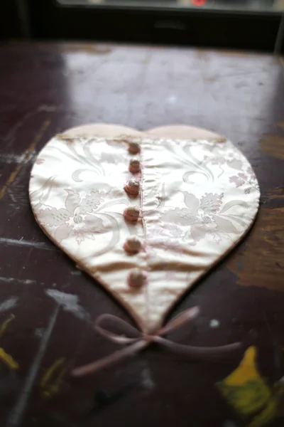 LacedValentine_Closed_FORWEB.jpg