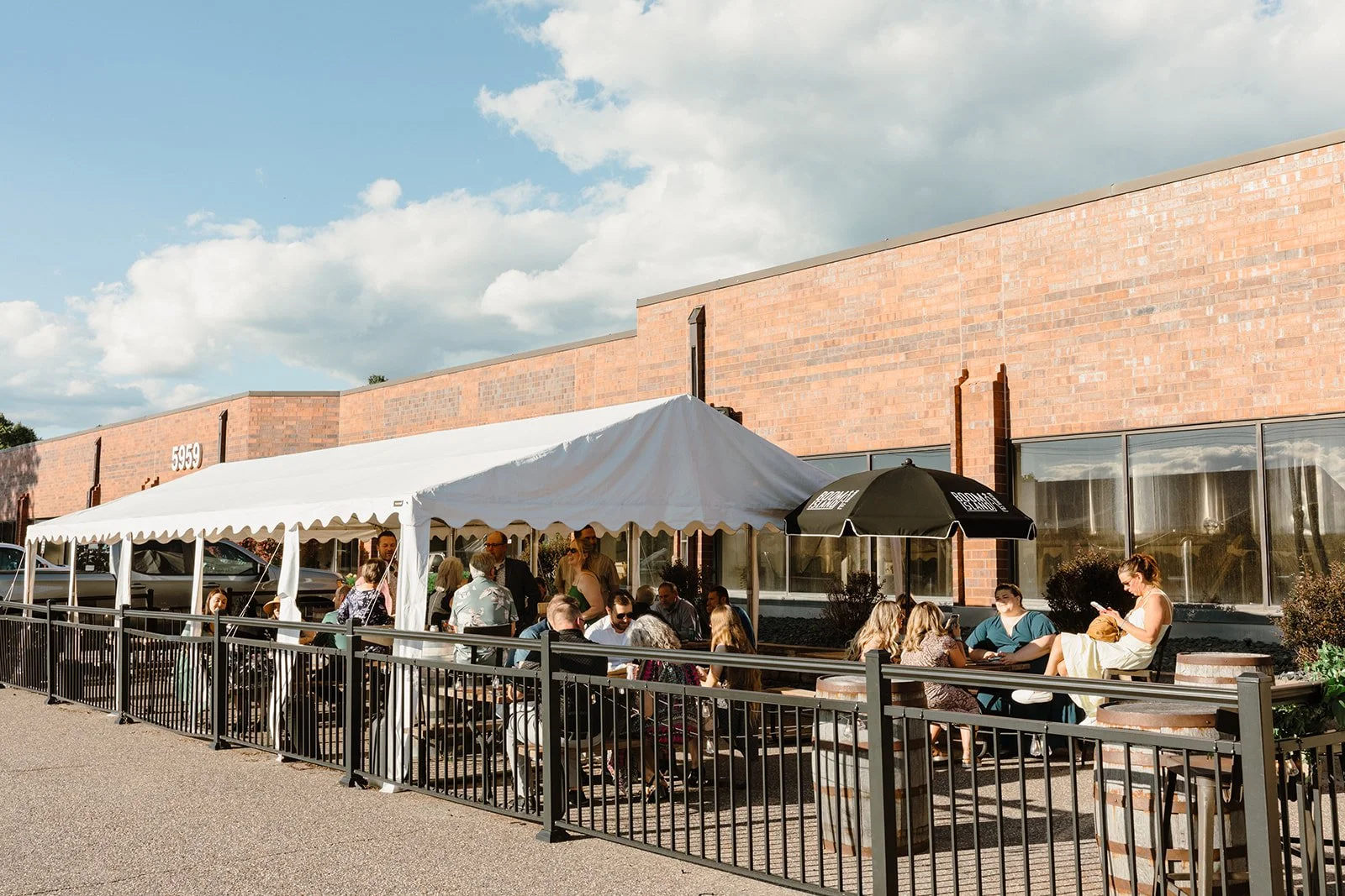 wedding reception at boom island brewing
