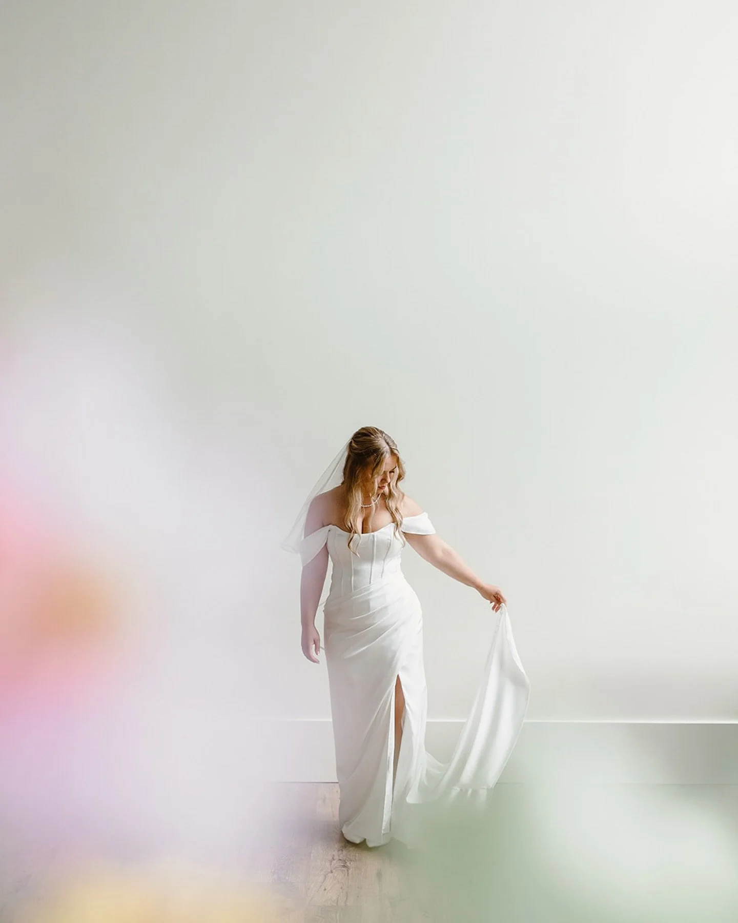 Tripped in the mud trying to get the shot. Worth it. 
Congrats Maverick and Anna!

#minneapolisweddingphotographer #minneapoliswedding #minnesotawedding #minnesotaweddingphotographer #minnesotaweddingvenue #mnweddingphotographer #mnwedding #mnwedding